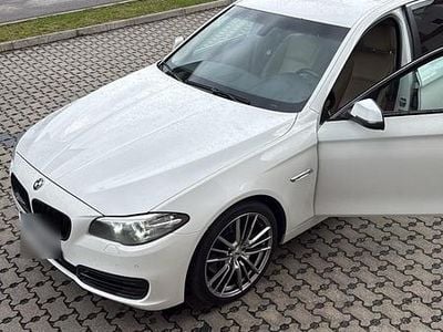 Usata BMW 530 258 CV (189 kW) 2014 Bianco Berlina