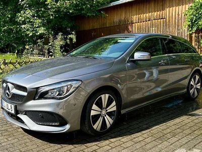 Mercedes CLA200