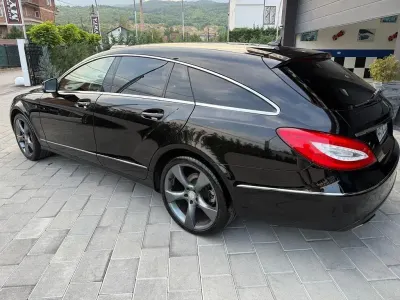 Gebraucht Mercedes 350 264 PS (194 kW) 2013 Schwarz Limousine
