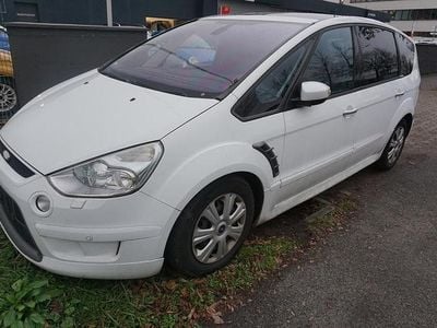 Weiß Gebraucht 2009 Ford S-MAX S Van / Kleinbus | 3.450 € (Fairer Preis)