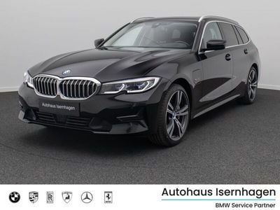 BMW 330e