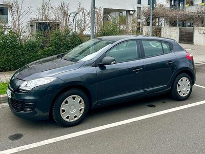 Gebraucht Renault Mégane Expression 101 PS (74 kW) 2012 Schwarz Limousine