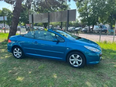 Gebraucht Peugeot 307 CC Tendance 140 PS (102 kW) 2006 Blau Cabrio