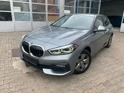 Gebraucht BMW 118 Advantage 136 PS (100 kW) 2023 Grau Limousine