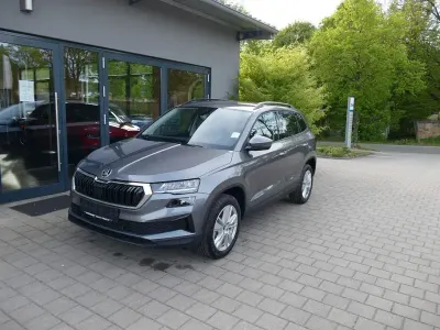 Nowe Skoda Karoq Selection 150 KM (110 kW) 2026 Szary SUV