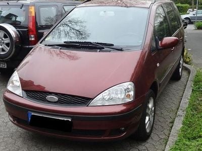 Gebraucht Ford Galaxy Ghia 116 PS (85 kW) 2001 Rot metallic Van / Kleinbus
