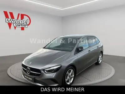 Gebraucht Mercedes B250e 163 PS (119 kW) 2023 Grau Van / Kleinbus