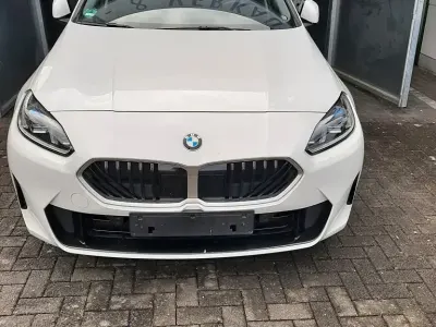 Gebraucht BMW 118 Sport Line 150 PS (110 kW) 2024 Weiß Kleinwagen