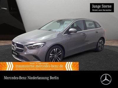 Gebraucht Mercedes B200 Advanced 163 PS (119 kW) 2025 Grau Van / Kleinbus
