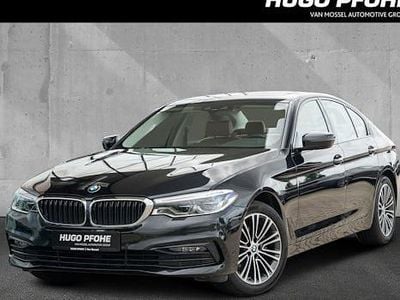 Black sapphire metallic Gebraucht 2019 BMW 520 Sport Line Limousine | 24.789 € (Guter Preis)