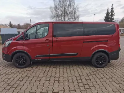 Gebraucht Ford Transit Custom Trend 131 PS (96 kW) 2022 Rot Van