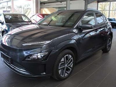 Gebraucht Hyundai Kona Edition 30+ 100 kW (136 PS) 2021 Grau metallic SUV