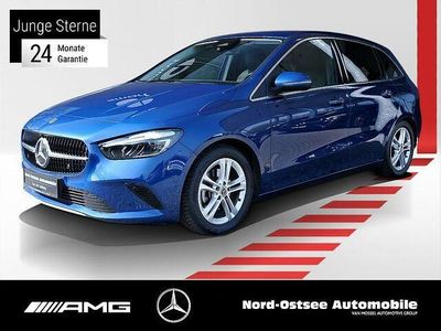 Blau metalliclack spektralblau metallic Gebraucht 2024 Mercedes B180 Progressive Van / Kleinbus | 29.890 € (Fairer Preis)