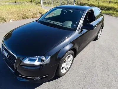 Gebraucht Audi A3 Attraction 105 PS (77 kW) 2011 Schwarz Kleinwagen