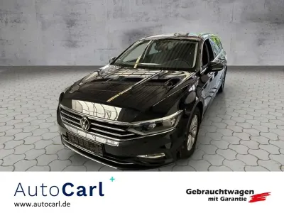 Gebraucht VW Passat Business 150 PS (110 kW) 2023 Deep black perleffekt Kombi