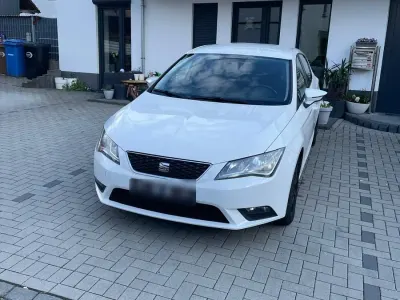 Gebraucht Seat Leon 150 PS (110 kW) 2014 Weiß Kleinwagen