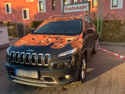 Gebraucht Jeep Cherokee 200 PS (147 kW) 2016 Grau SUV