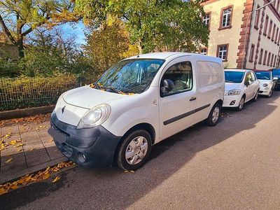 Weiß Gebraucht 2012 Renault Kangoo Van / Kleinbus | 5.500 €