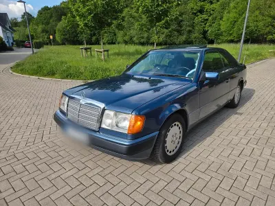 Gebraucht Mercedes 230 132 PS (97 kW) 1992 Blau Coupé