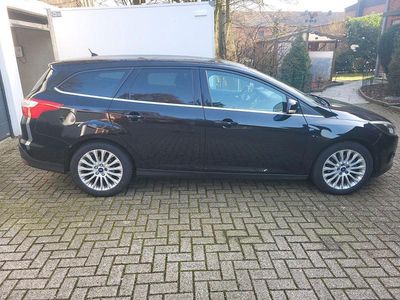Usata Ford Focus Titanium 150 CV (110 kW) 2011 Nero Station wagon