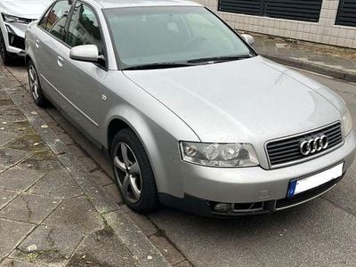 Gebraucht Audi A4 131 PS (96 kW) 2002 Silber Limousine