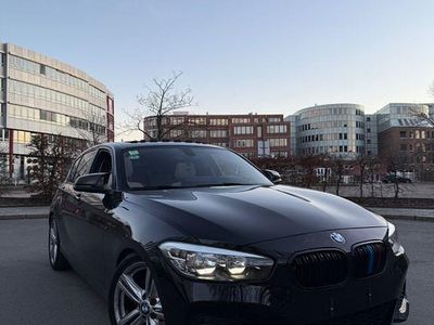 Gebraucht BMW 120 M Sport 184 PS (135 kW) 2017 Schwarz Kleinwagen
