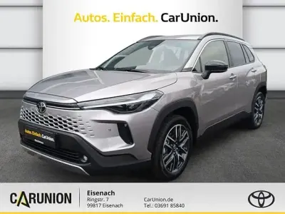 Gebraucht Toyota Corolla Cross Basis 180 PS (132 kW) 2025 Metal stream silver metallic SUV