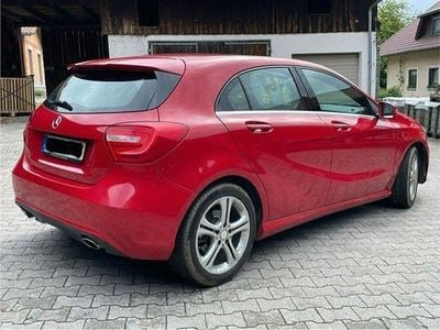 Rot Gebraucht 2014 Mercedes A200 Limousine | 10.500 € (Guter Preis)