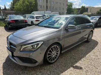 Gebraucht Mercedes CLA200 Shooting Brake AMG line 136 PS (100 kW) 2017 Grau Kombi