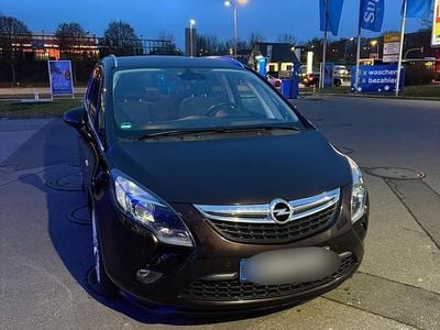 Gebraucht Opel Zafira Tourer 131 PS (96 kW) 2012 Braun Van / Kleinbus