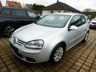 Gebraucht VW Golf IV Comfortline 116 PS (85 kW) 2006 Silber Limousine