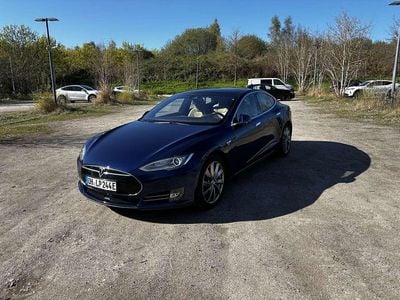 Second-hand Tesla Model S 309 kW (421 CP) 2016 Hatchback