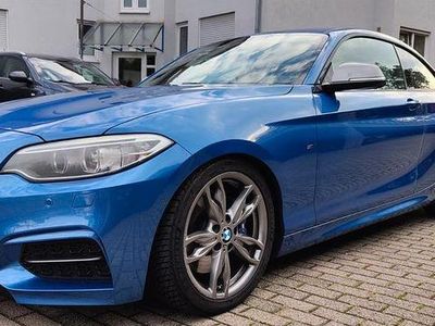 BMW M235