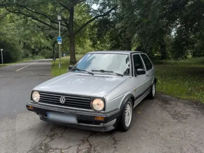 Gebraucht VW Golf III 55 PS (40 kW) 1991 Silber Kleinwagen