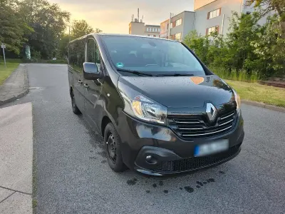 Gebraucht Renault Trafic 125 PS (91 kW) 2016 Schwarz Van / Kleinbus