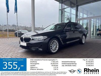Gebraucht BMW 530e 292 PS (214 kW) 2024 Radio bmw reverse rds Kombi