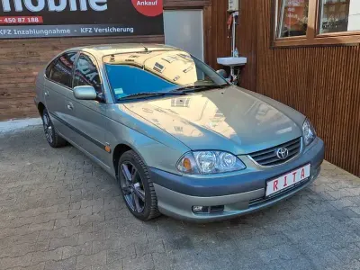 Gebraucht Toyota Avensis 129 PS (94 kW) 2002 Grau Limousine