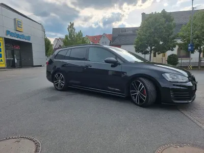 Second-hand VW Golf VII GTD 184 CP (135 kW) 2016 Negru Berlinǎ