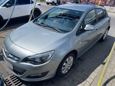 Gebraucht Opel Astra Style 120 PS (88 kW) 2015 Grau Limousine