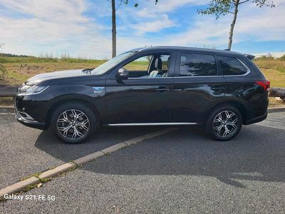 Mitsubishi Outlander P-HEV
