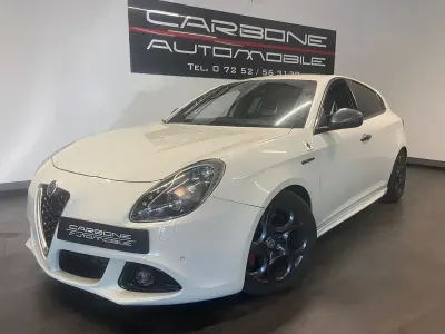 Gebraucht Alfa Romeo Giulietta Quadrifoglio Verde 241 PS (177 kW) 2015 Weiß Kleinwagen
