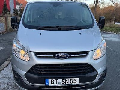 Silber Gebraucht 2017 Ford Transit Custom Van / Kleinbus | 9.600 € (Guter Preis)