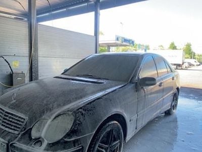 Mercedes C240
