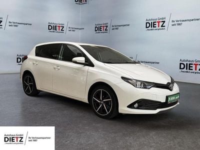 Gebraucht Toyota Auris Team 116 PS (85 kW) 2019 Weiß Kleinwagen