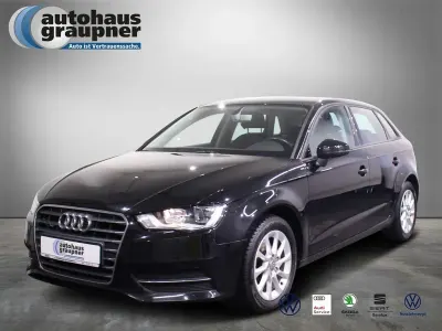 Gebraucht Audi A3 Attraction 110 PS (80 kW) 2016 Schwarz / mythosschwarz Limousine