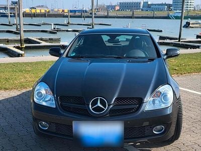 Gebraucht Mercedes SLK200 184 PS (135 kW) 2010 Schwarz Cabrio
