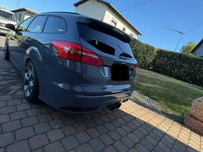 Gebraucht Ford Focus Sport 250 PS (183 kW) 2018 Grau Kombi