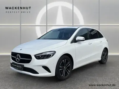 Gebraucht Mercedes B250e Advanced 218 PS (160 kW) 2024 Weiss Kleinwagen