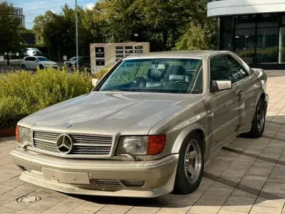 Używany Mercedes 560 AMG 385 KM (283 kW) 1988 Brązowy