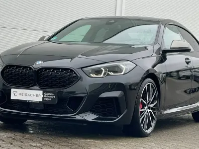 Gebraucht BMW M235 Efficient Dynamics 301 PS (221 kW) 2025 Saphirschwarz metallic Coupé